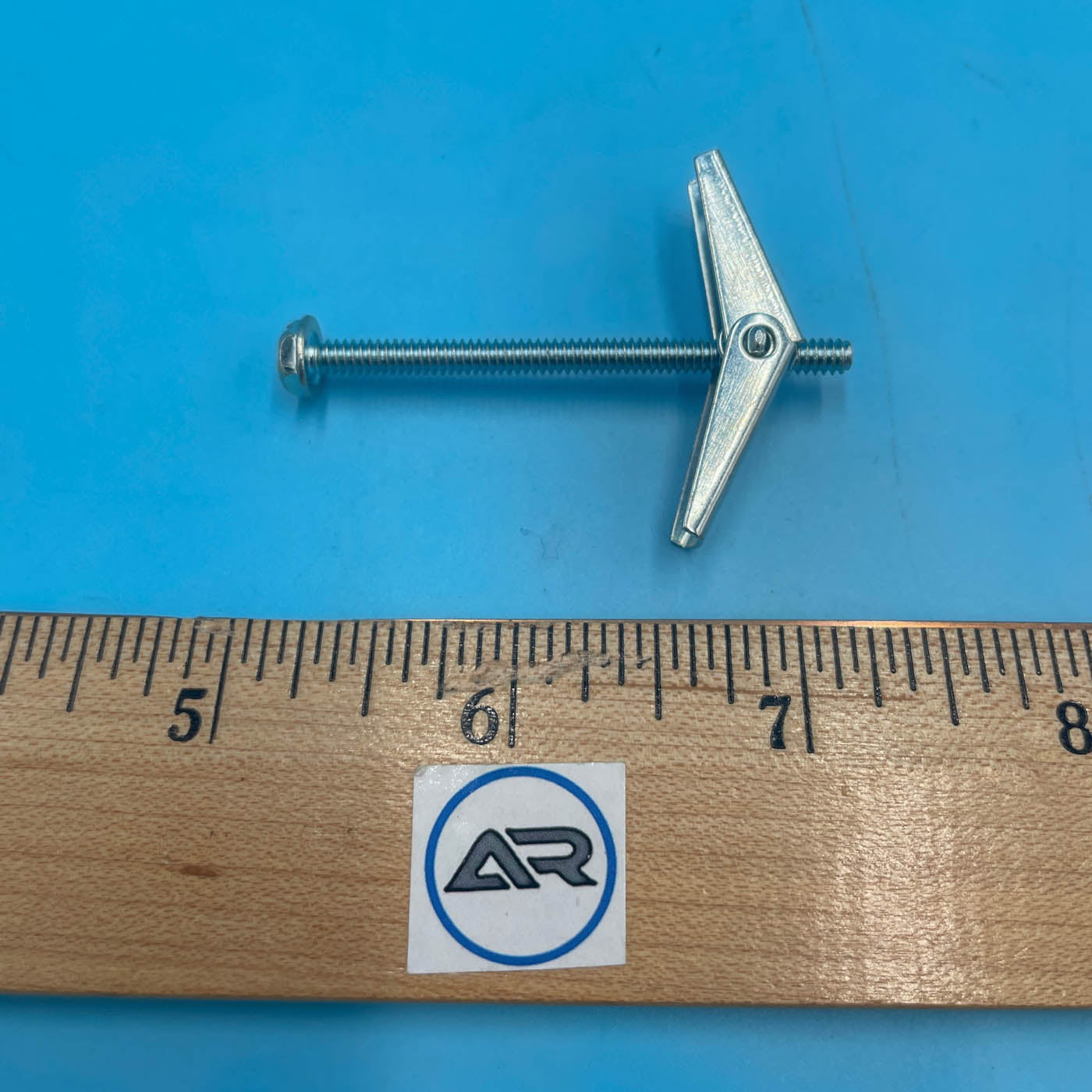 3 and 2 inch hex head toggle with wings