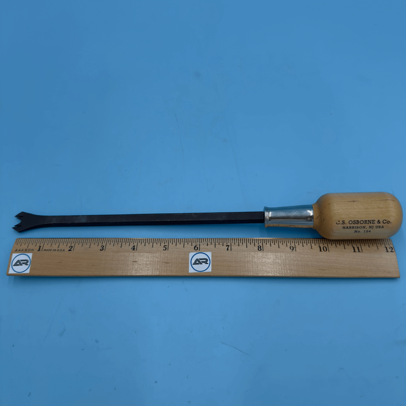 C.S. Osborne XL 12" Staple Remover 124-12