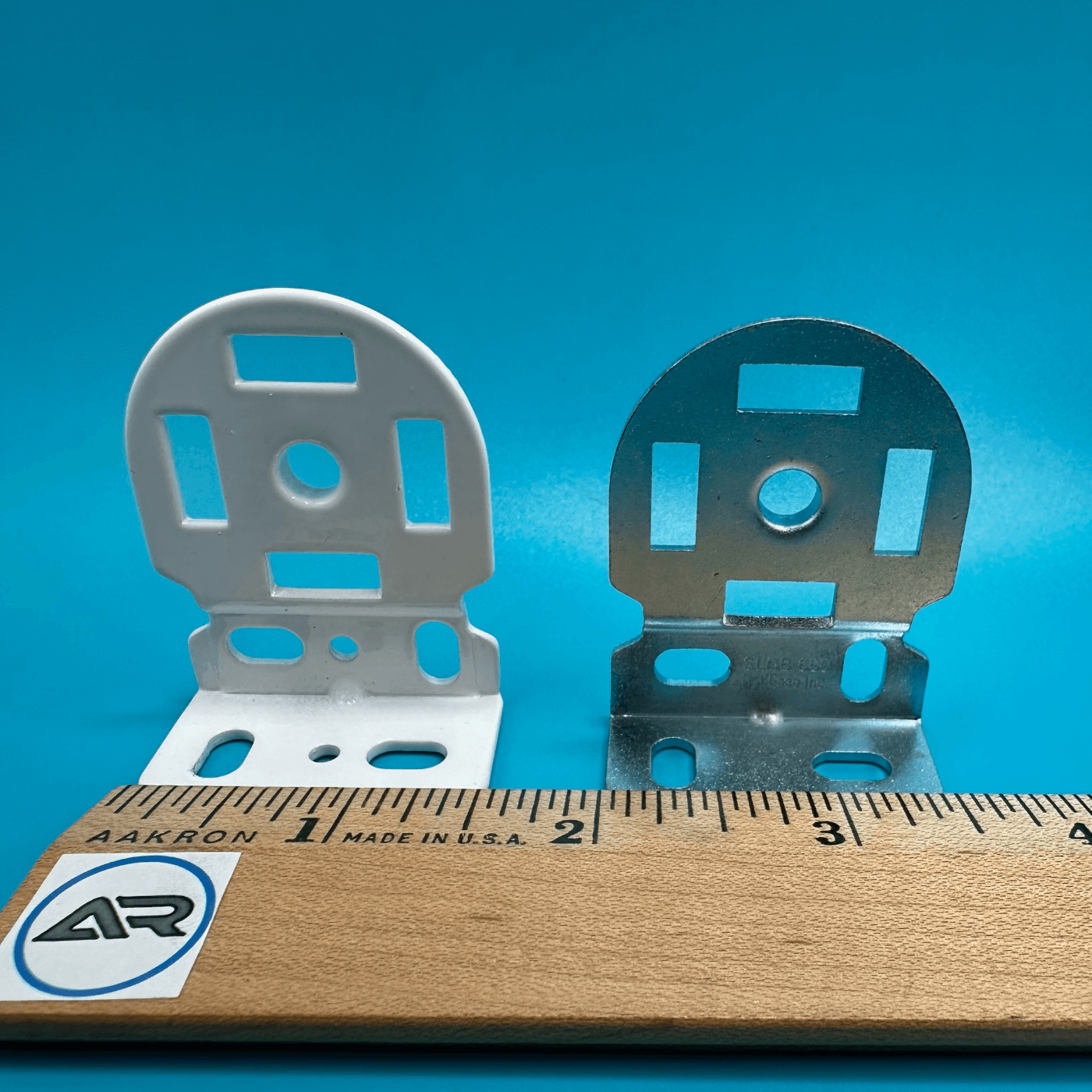 Rollease Skyline SLbn650 Narrow Brackets #650: 1-1/2" - Pair