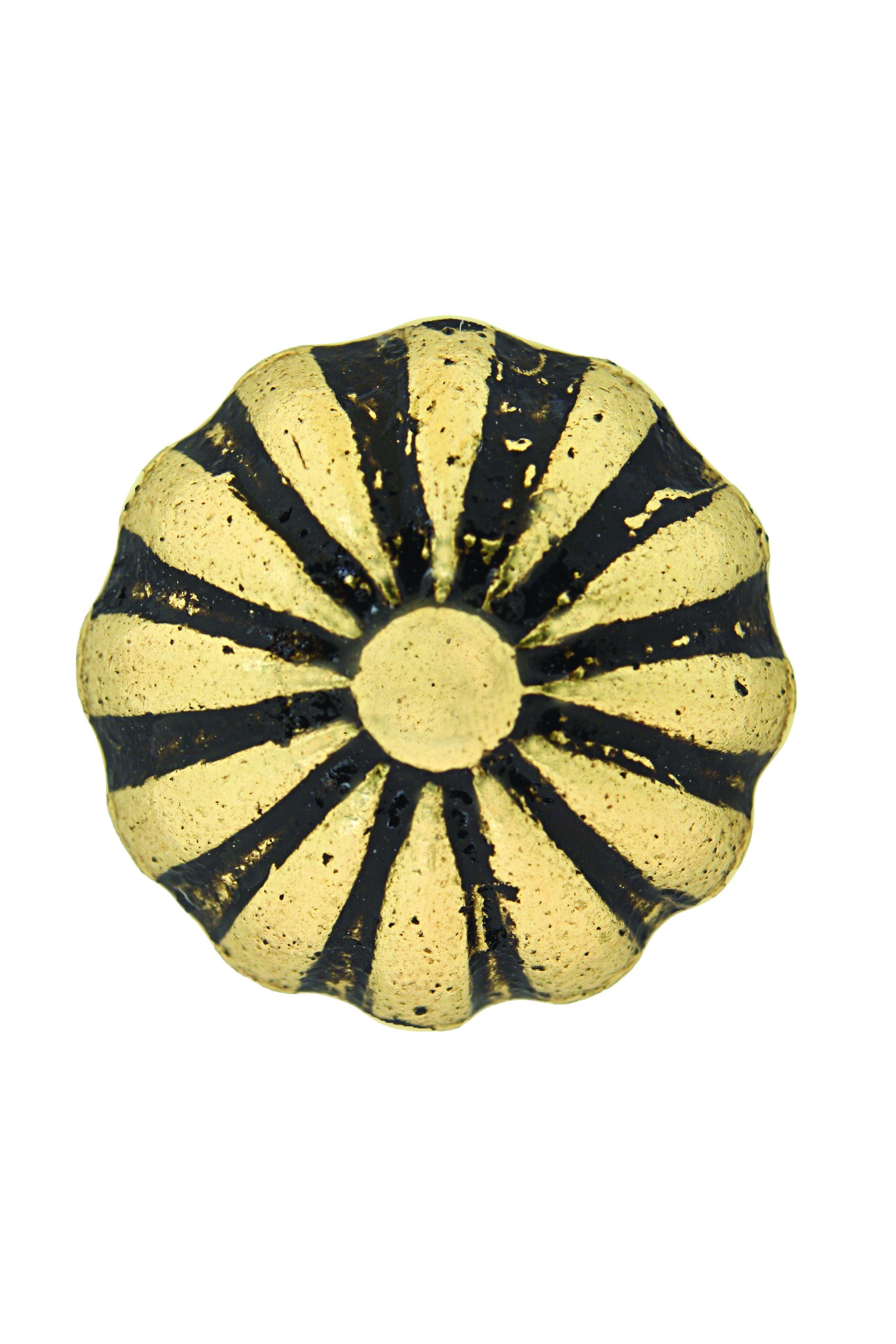 C.S. Osborne 7/16" Diameter Daisy Decorative Nails 5/8" Shank - Alan Richard Textiles, LTD C.S. Osborne Decorative Nails