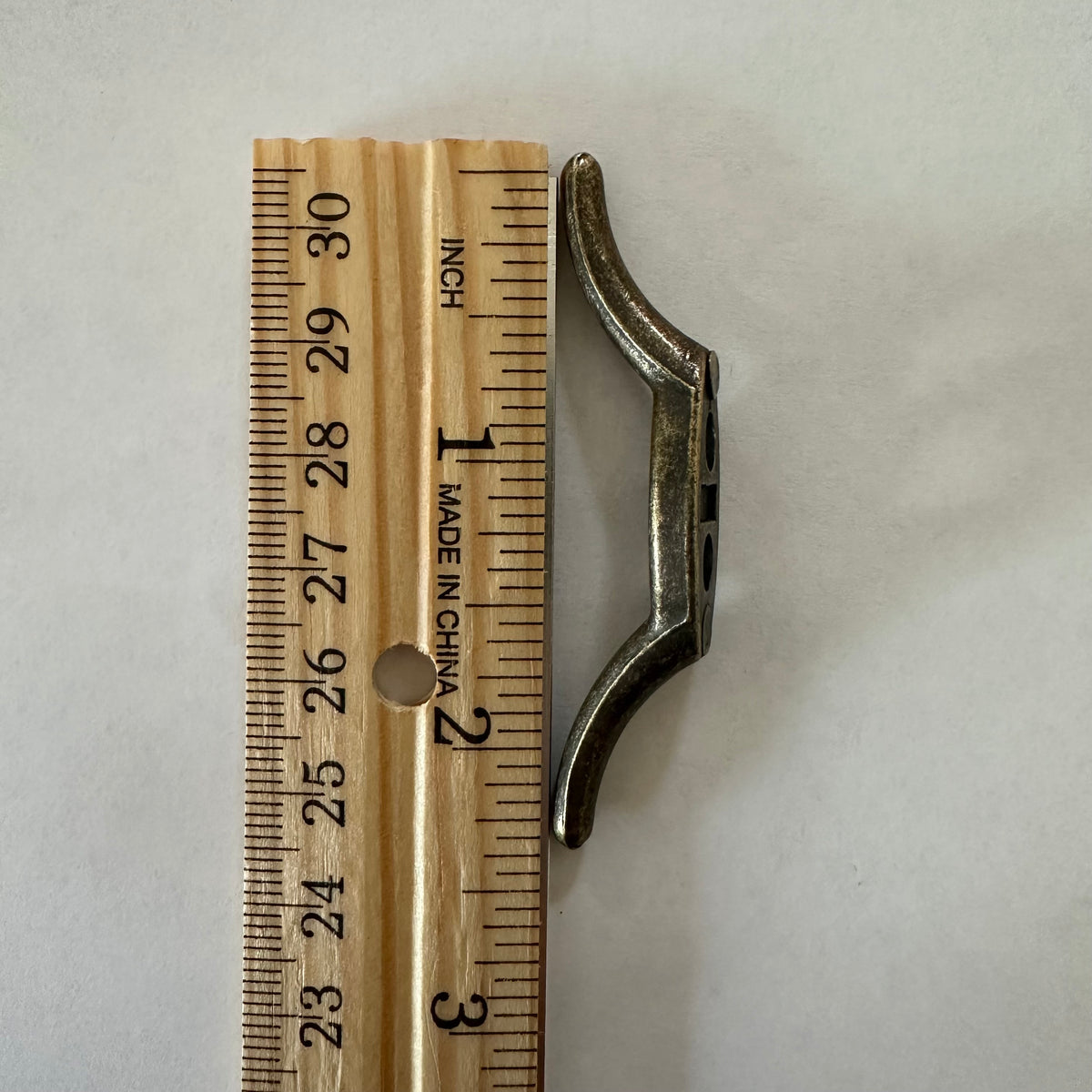 2-1/2" Antique Cord Cleat