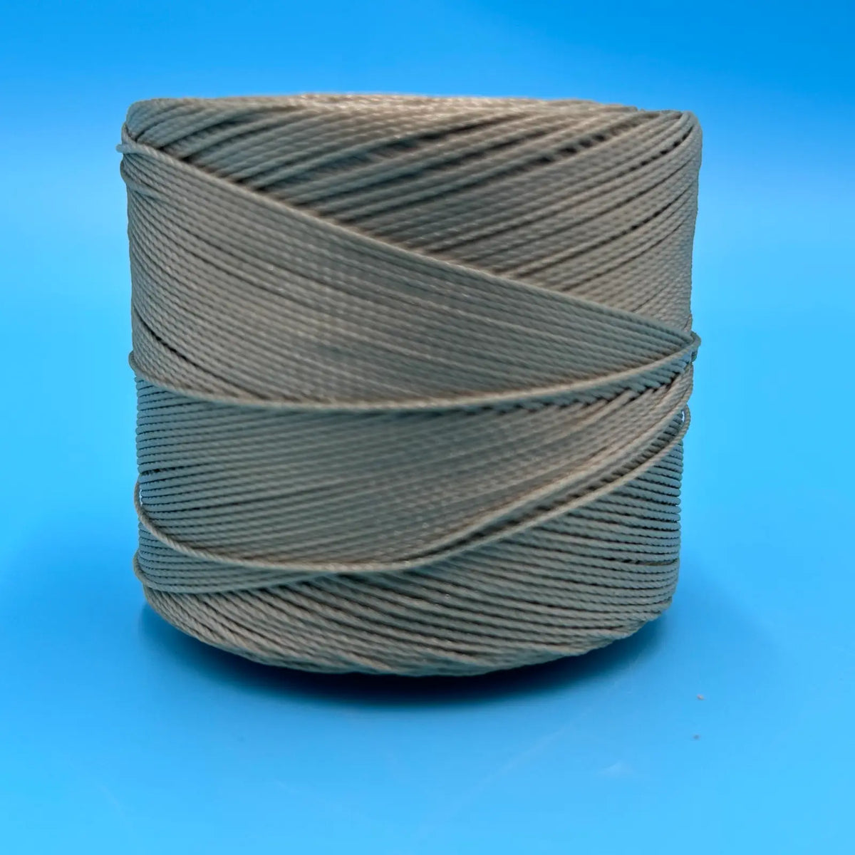 Conso #18 Bonded Nylon Heavy Hand Sewing Thread - 745 Beaver