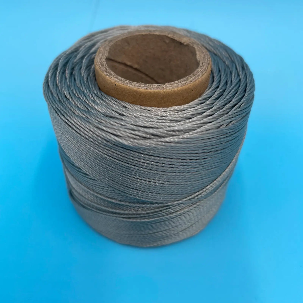 Conso #18 Bonded Nylon Heavy Hand Sewing Thread - 776 Light Grey