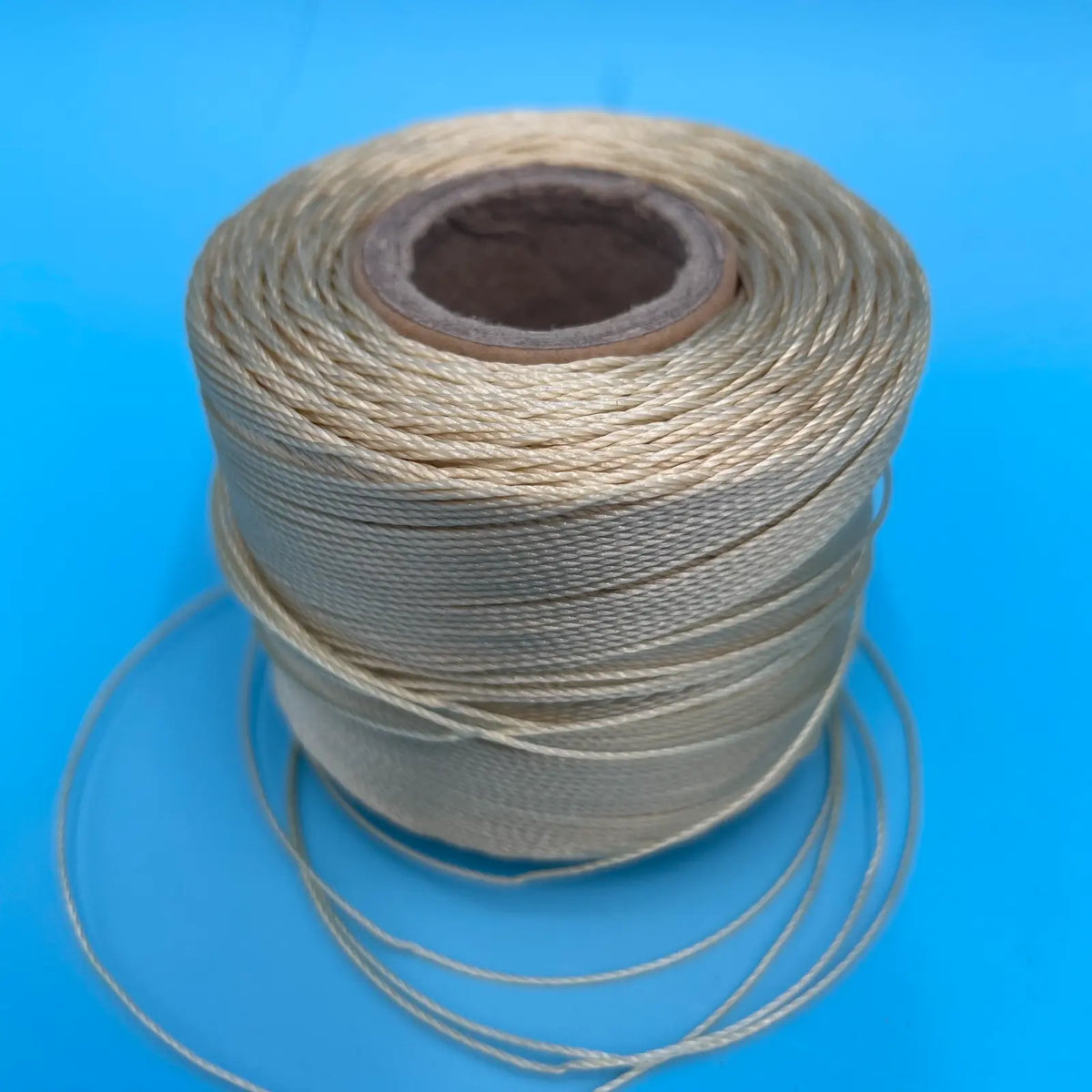 Conso Threaded Conso #18 Bonded Nylon Heavy Hand Sewing Thread - 722 Natural