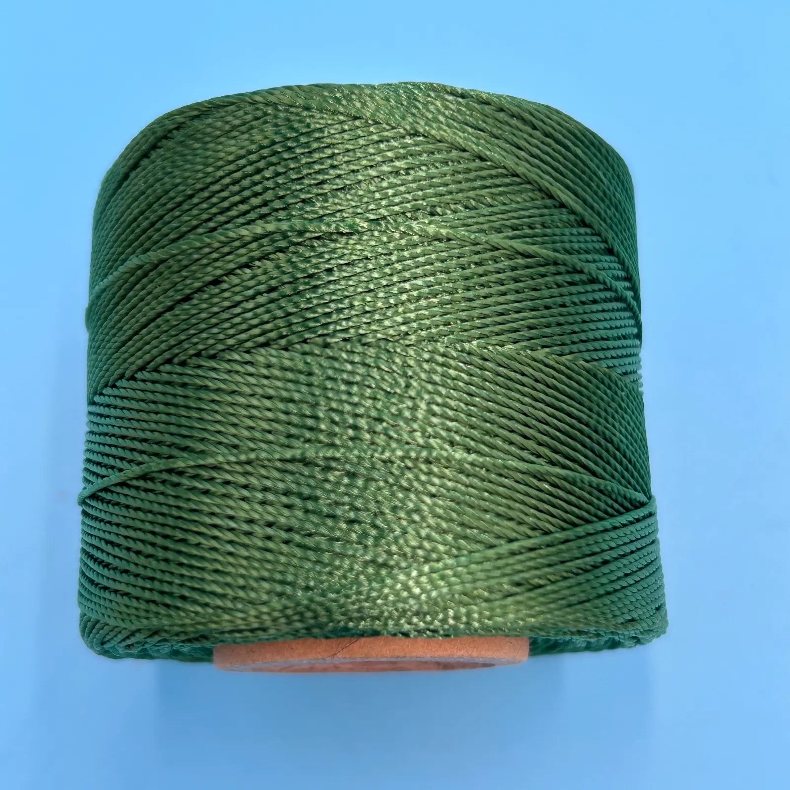 Thread Code 779 Conso #18 Bonded Nylon Heavy Hand Sewing Thread - 779 Dark Green