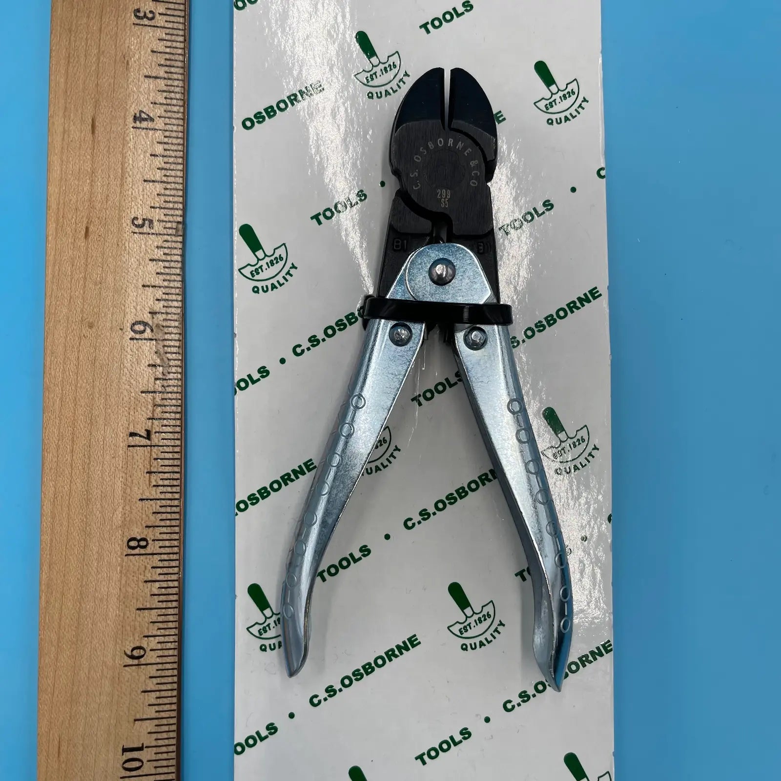 C.S. Osborne Diagonal Nipper No. 299N 5-1/2"