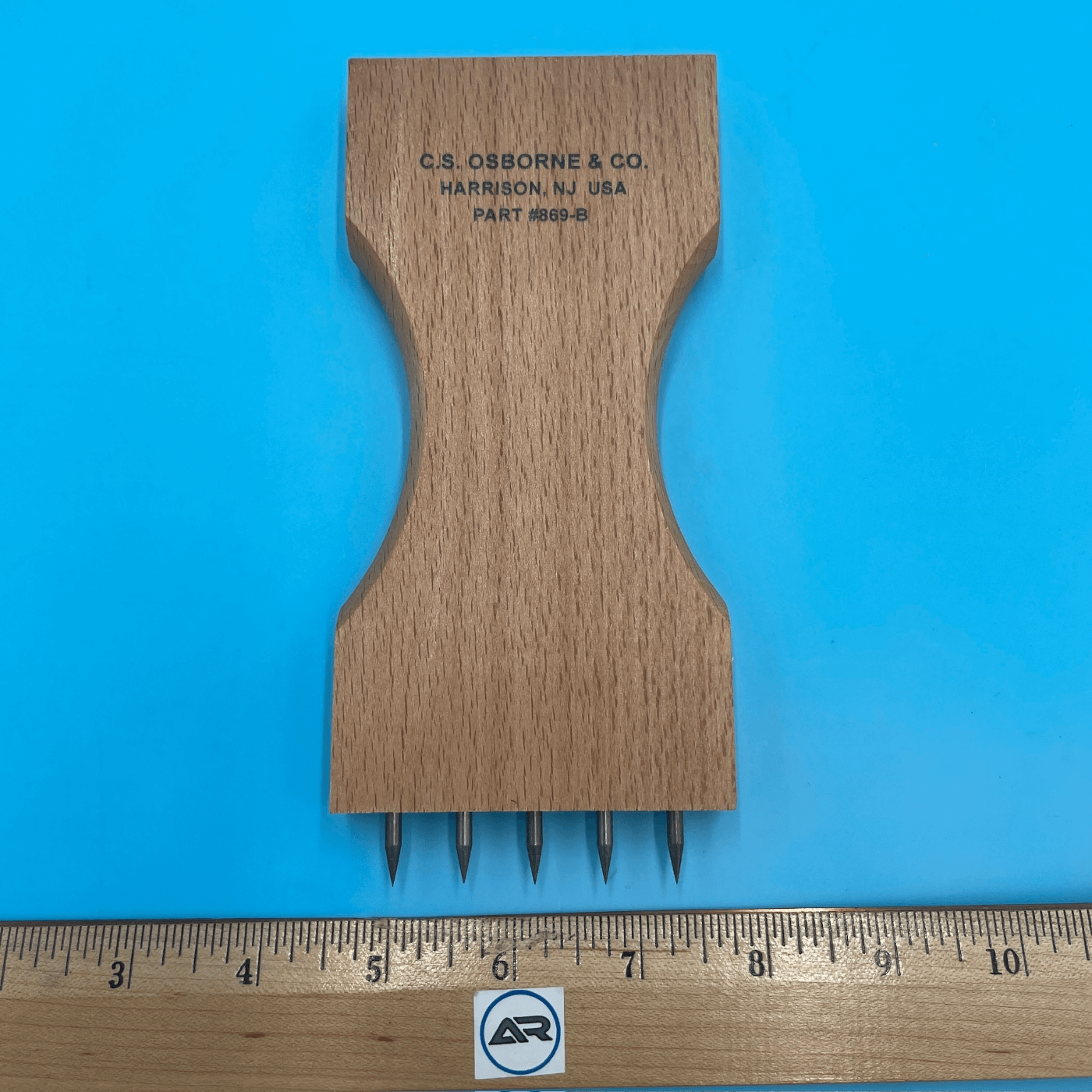C.S. Osborne Webbing Stretcher (Groove End) 689-B