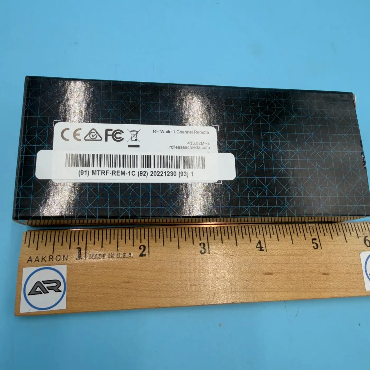 Rollease Paradigm One Channel Remote Control MTRF-REM-1C Box