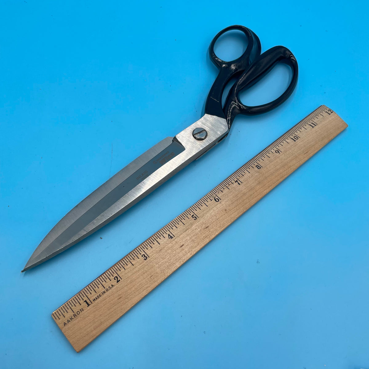 Wiss 12" Wide Blade Bent Upholstery & Carpet Shears - W22W