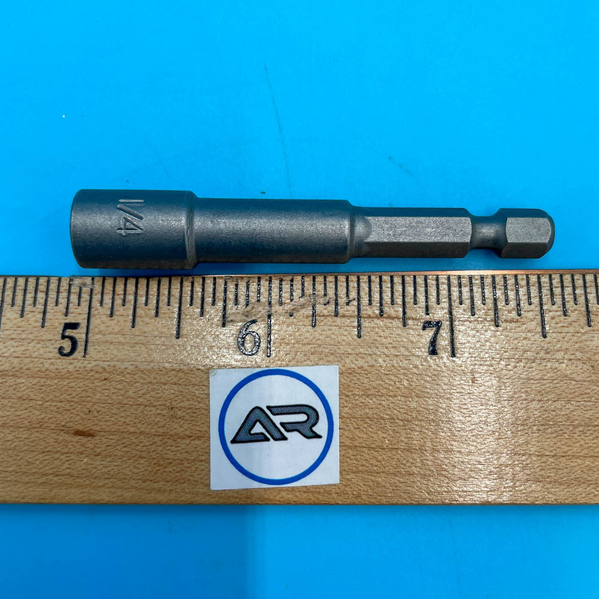 2.5" x 1/4" Hex Head Magnetized Socket - Screws, Sockets - IHHS - Alan Richard Textiles