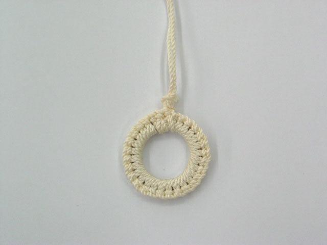 Rayon Ring Pull (Each) Cream - Alan Richard Textiles, LTD Window Shade Pulls