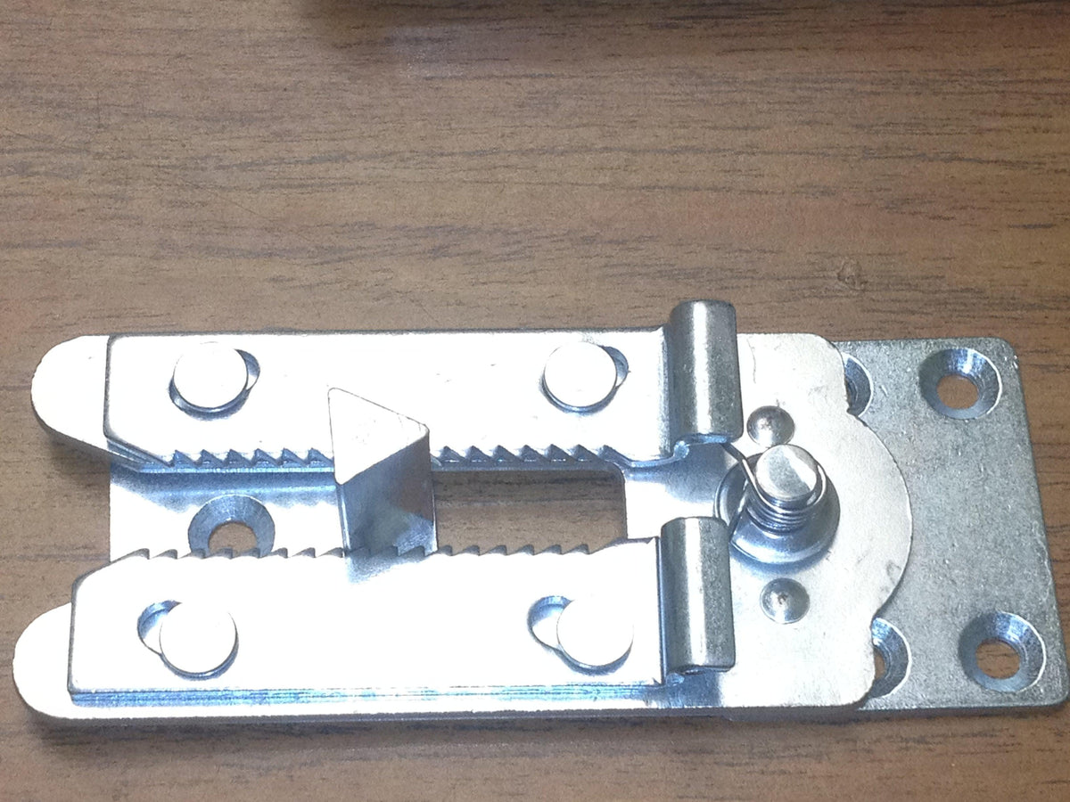 Sectional All Steel Alligator Connector - Alan Richard Textiles, LTD Upholstery Installation Supplies